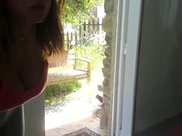webcam girl dulceyjohn live cam image #1966982