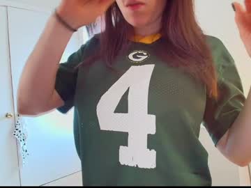 Cam for bustyciara