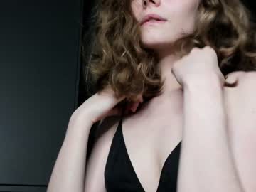 webcam girl mxxnsxsul live cam image #2529284