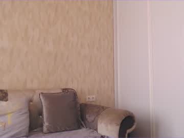 webcam girl little_lr live cam image #1160800