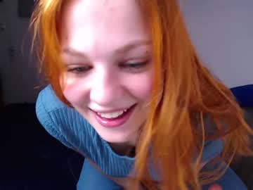 webcam girl sophie_irl live cam image #3046180