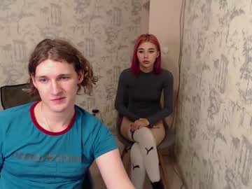 webcam couple sarah_kurt live cam image #2736769