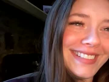 webcam girl emersoncane live cam image #3540128