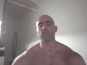 webcam man beermanpig live cam image #5280116