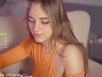 webcam girl mia_milagros live cam image #5553032