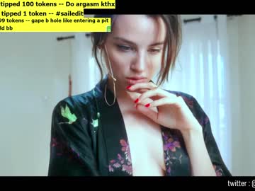 webcam girl cinnabelle live cam image #1927888