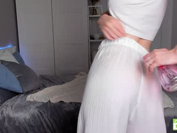 webcam couple christine_bae live cam image #4819589