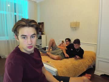 webcam man purple_gang live cam image #562698