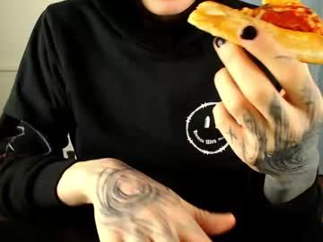 Cam for mystical_ghoul