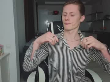 webcam man fixsicki live cam image #6561739