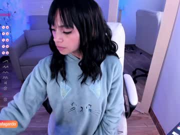 webcam girl sweet_littleee live cam image #5066639