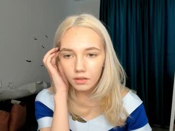 webcam girl mi_mi_molly live cam image #7076999