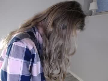 webcam girl lana_heisstt live cam image #897808