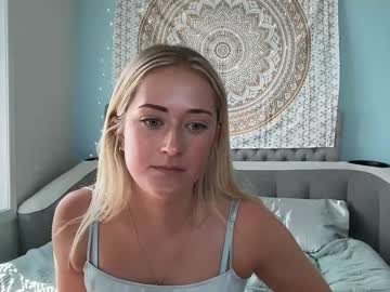 webcam girl misslaceyy live cam image #7123132