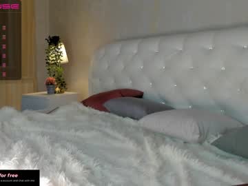 webcam girl ruby_lynx live cam image #2752427