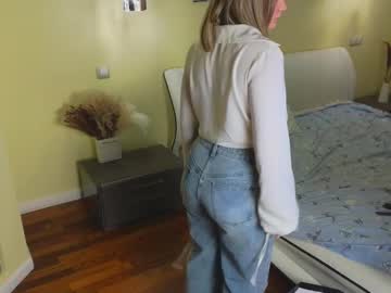 webcam girl petulaaldridge live cam image #7095097