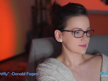 webcam girl tiffanyriox live cam image #6550547