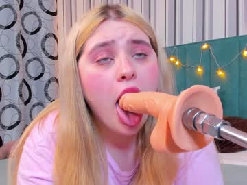 webcam girl miraclark1 live cam image #1815299
