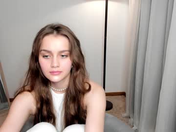 webcam girl creammraspberry live cam image #4938379