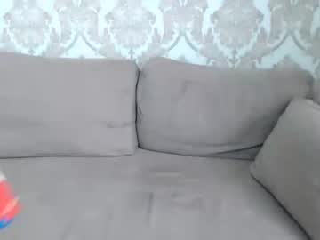 webcam girl mallinia live cam image #171922