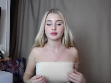 webcam girl cute18cute live cam image #3172474