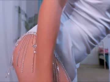 webcam girl emmi_rosee live cam image #2312557