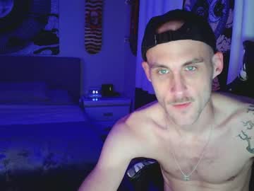 webcam man bi_mechanic live cam image #3506163