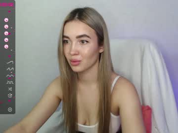 webcam girl yourvirusqueen_ live cam image #2287269
