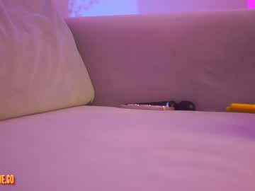 webcam girl _taylor_swift live cam image #5799022