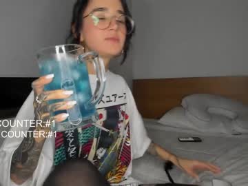 webcam girl lonelly_lolly98 live cam image #6308329