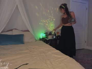webcam girl audrey_ live cam image #5323729