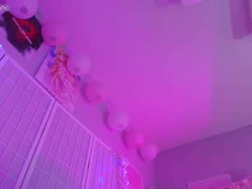 webcam girl finleyfae live cam image #3489742