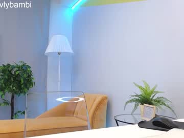 webcam girl lovlybambi live cam image #5701684