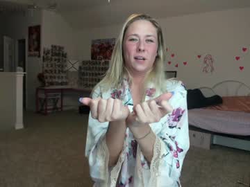 webcam girl pr3ttyp1nkpussy live cam image #1209452