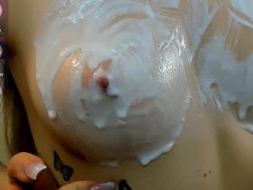 webcam girl molly__meow live cam image #6893359