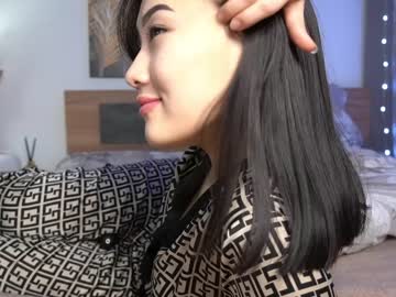webcam girl refined_style live cam image #6633650