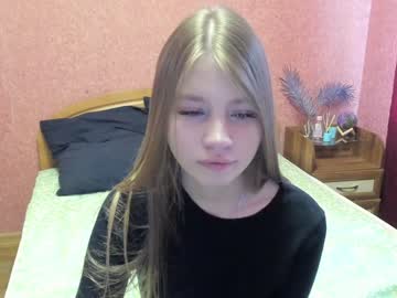 webcam girl cute_kitty_cute live cam image #1677226