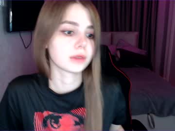 webcam girl tripleprinces live cam image #5658497