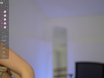 webcam girl floret_joy live cam image #6418964