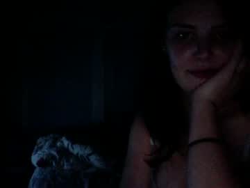 webcam girl fitty_tuck live cam image #241883