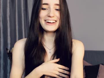 webcam girl lisawoo live cam image #289853