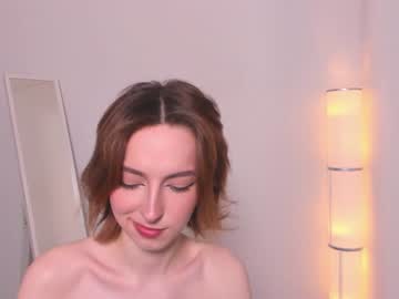 webcam girl silent_chill live cam image #1880625