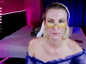 webcam girl eva__blonde live cam image #2283771