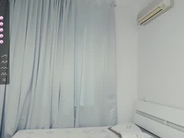 webcam girl lovefor_you live cam image #6739512