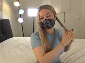 webcam girl blondehottiek live cam image #5853057