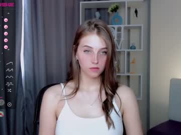 webcam girl lilliasweety live cam image #1721301