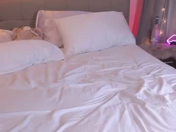 webcam girl lil_mayaa live cam image #4030062