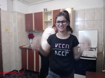 webcam couple iuliana32 live cam image #280315