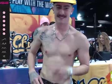 webcam couple ryanrailer live cam image #4256879