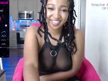 webcam girl littleblackgal4u live cam image #1968716